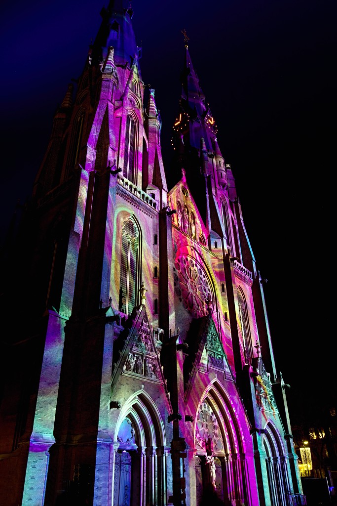 eindhoven kunst art china light licht festival lichtshow show festiviteit glow evenement event chinees chinese verlichting draak dragon lichtfestival